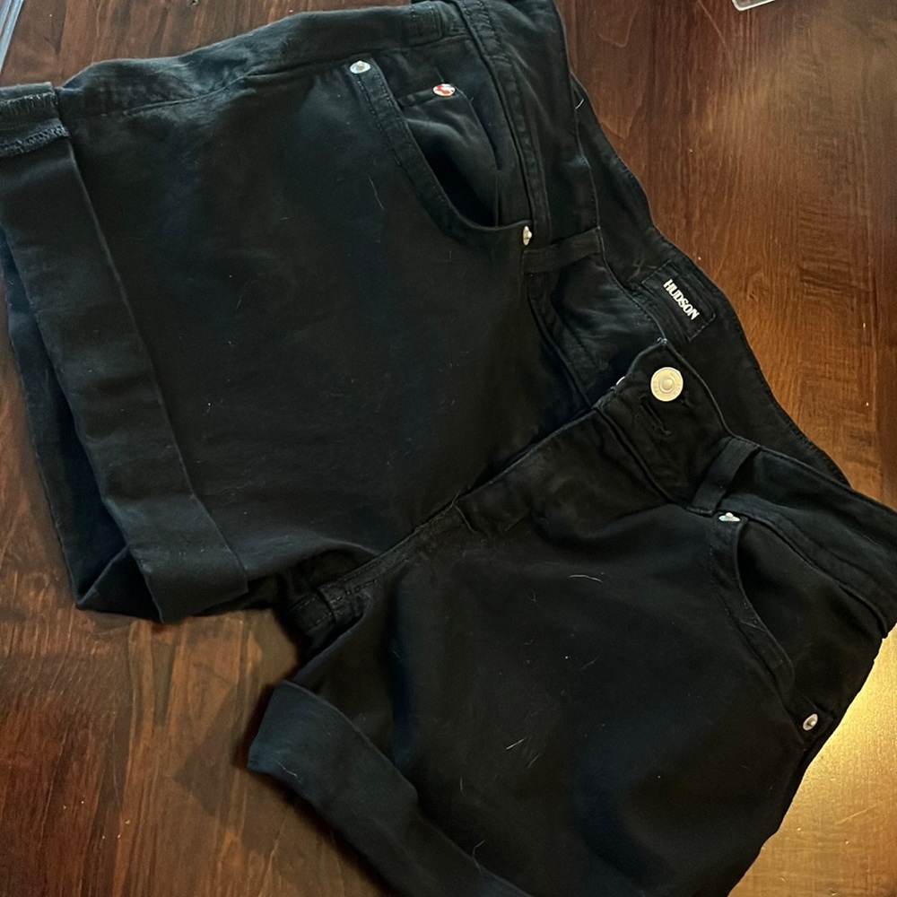 VGUC cuffed Hudson black shorts Ruby